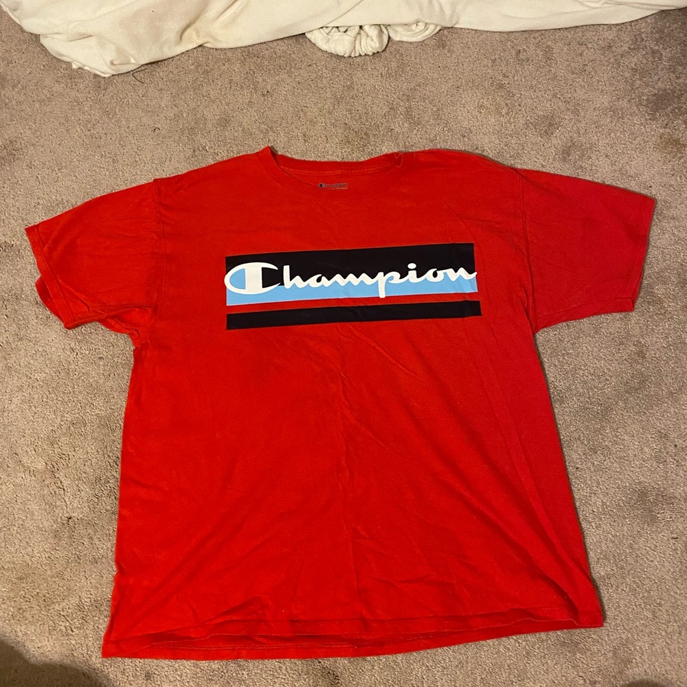 Red Champion t-shirt - Picture 2 of 3